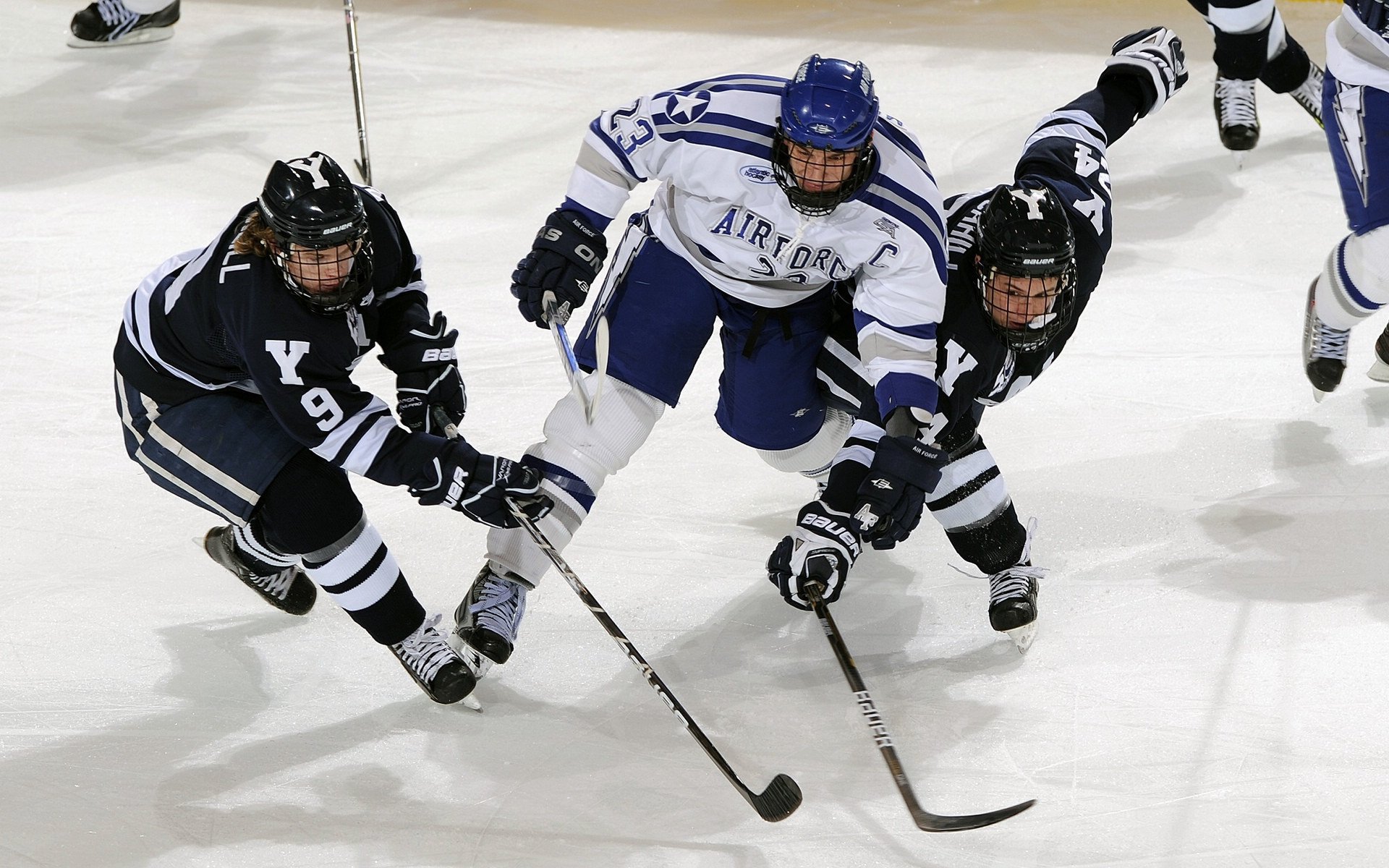 恩比德关键制胜,北京队硬仗取胜公牛,当东方韧性遭遇西方狂飙