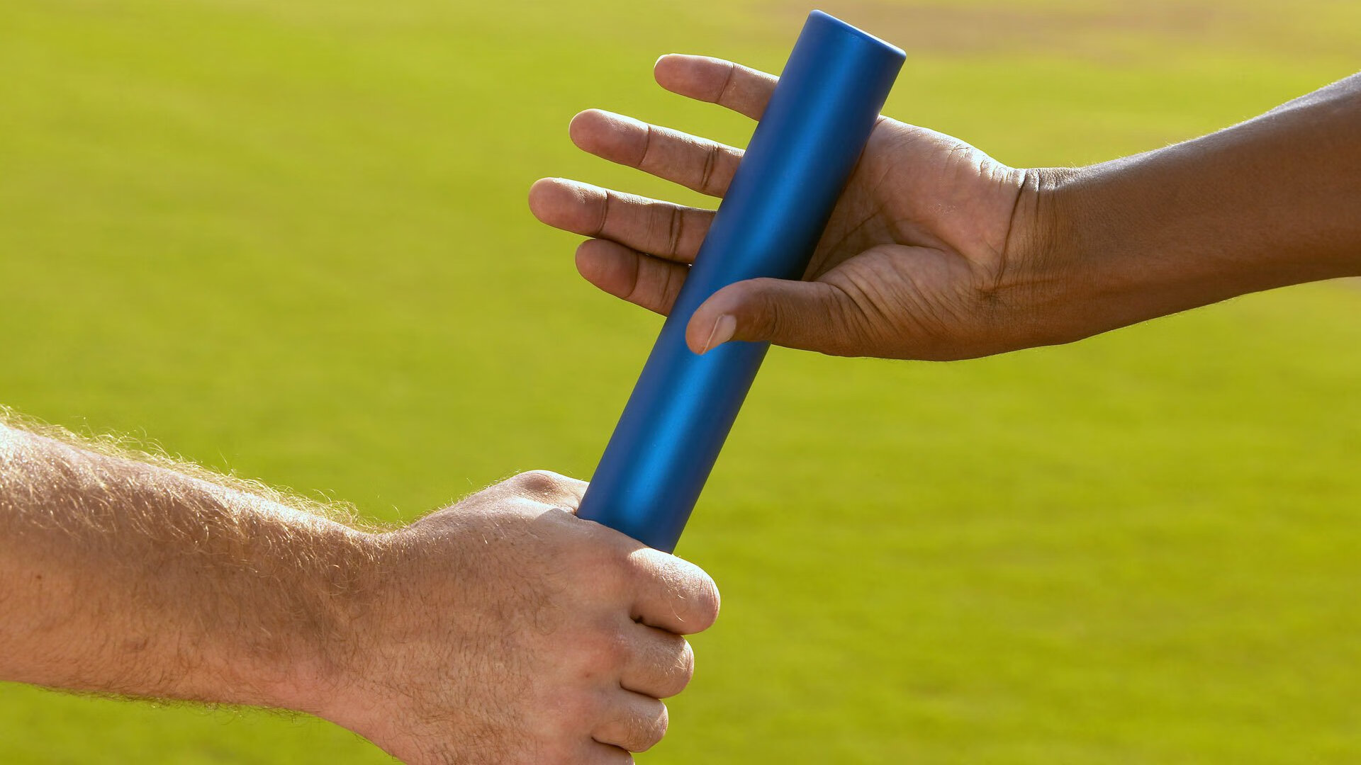 欧冠淘汰赛之夜,当莱奥撕开钢铁防线,巨星价值在刀锋上闪耀